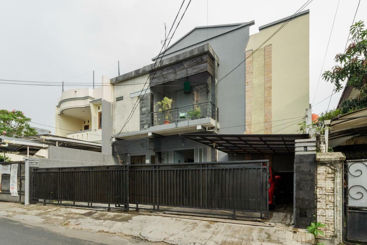 Reddoorz Syariah Near Pondok Indah Mall 3 Jakarta Ngoại thất bức ảnh